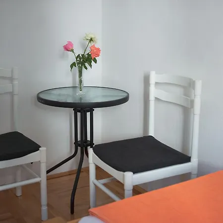 Maric Apartment *